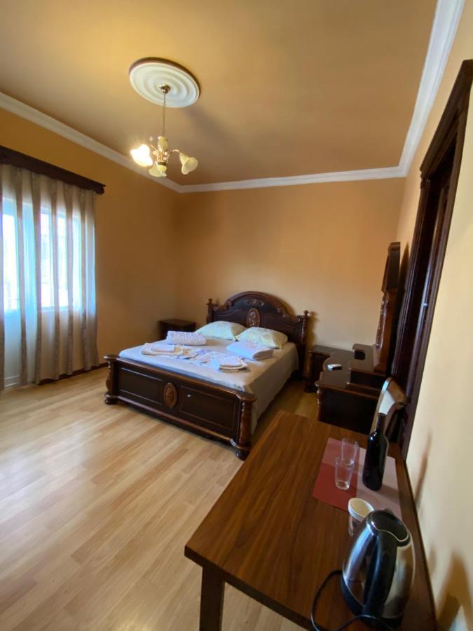 Jako Batumi Bagian luar foto